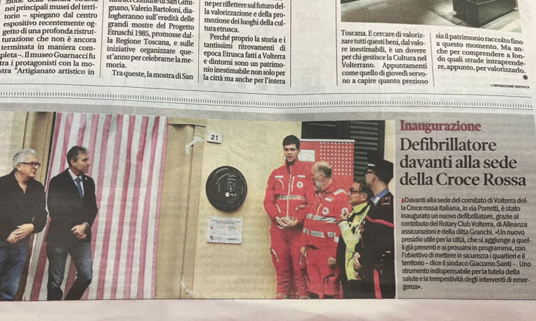 Il Tirreno - Donato defibrillatore davanti alla Croce Rossa