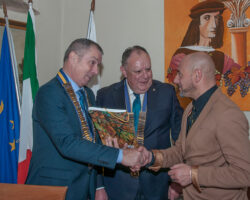 Vista del Governatore al Rotary Club Volterra