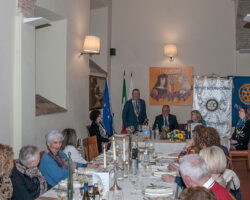 Vista del Governatore al Rotary Club Volterra